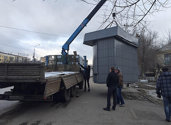Еще четыре торговых киоска демонтируют в Волгограде из-за нарушение собственником условий договора аренды