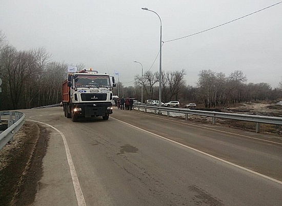 В Алексеевском районе Волгоградской области сдан в эксплуатацию мост через озеро Чиганак и реку Бузулук