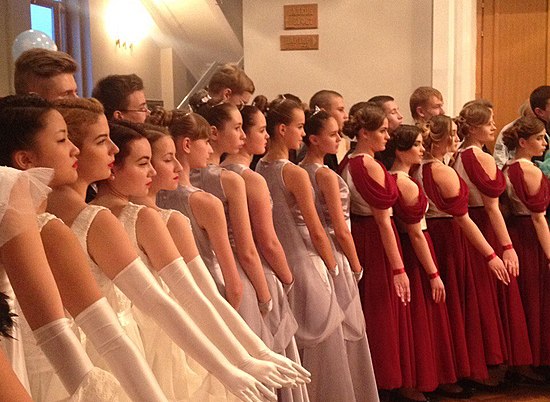 Традиционный VIII кадетский бал прошёл в Волгоградском музыкальном театре