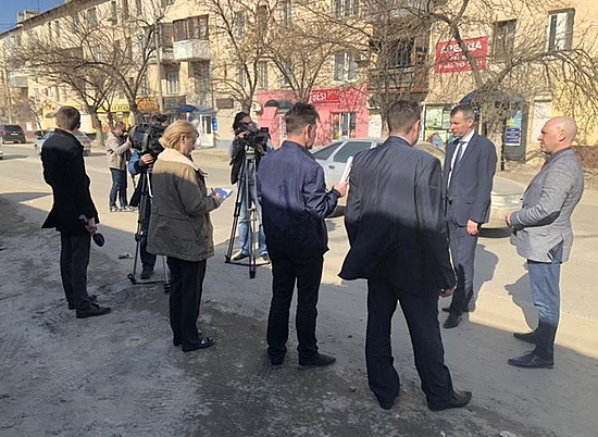 Депутаты Волгоградской городской Думы проинспектировали состояние улично-дорожной сети города