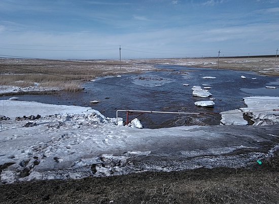В подтопленных районах Волгоградской области вода пошла на убыль