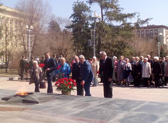 В Волгограде почтили память бывших узников фашистских концлагерей