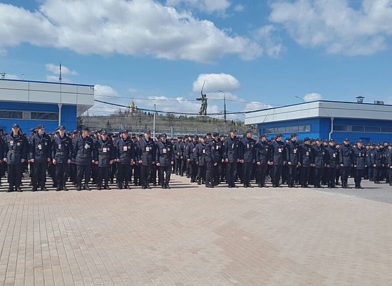 Охрану порядка на стадионе "Волгоград Арена" и подступах к нему обеспечивают полиция и Росгвардия