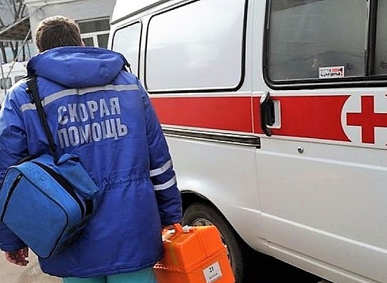 На юге Волгограда в пожаре пострадал мужчина