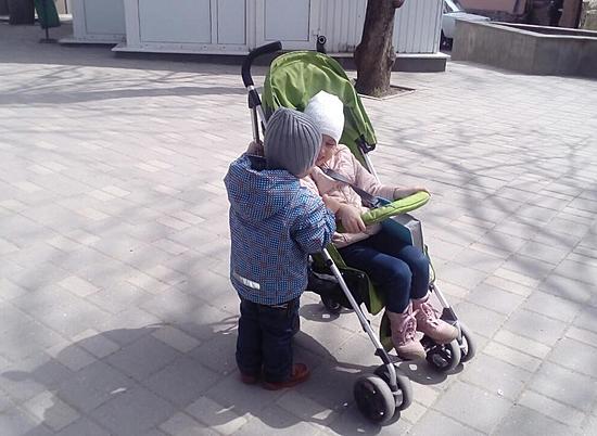 Музей в Волгограде накажут за отказ пропустить посетителя с детской коляской
