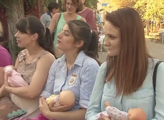 Маммологи из Якутии в Волгограде обсуждают пользу грудного вскармливания