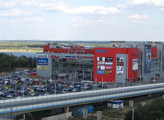 Жителей Волгограда просят заблаговременно убрать транспорт с территории «последней мили»
