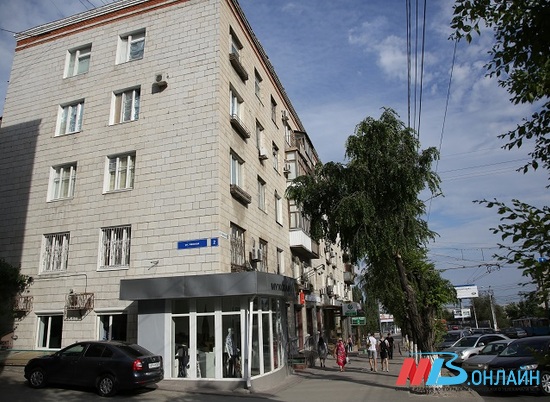 В Волгограде отменено судебное решение о выселении несовершеннолетней из квартиры