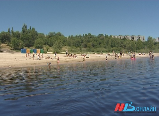 В Волгограде названы территории безопасного пляжного отдыха