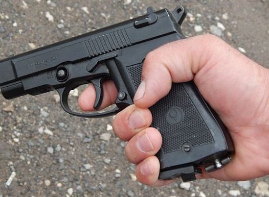 Пенсионер из Волгоградской области в упор застрелил приятеля за долг