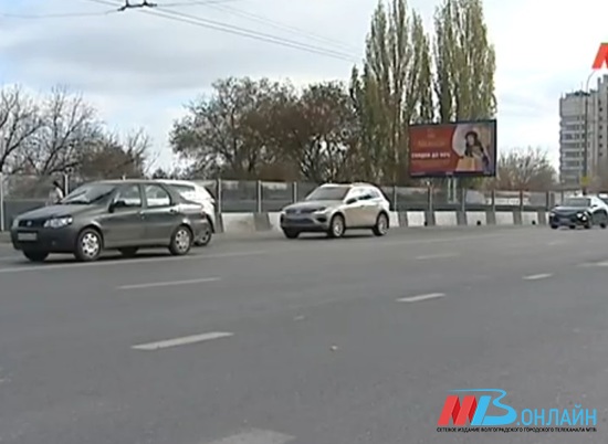 Мэрия: все дорожные знаки на Комсомольском мосту соответствуют схеме
