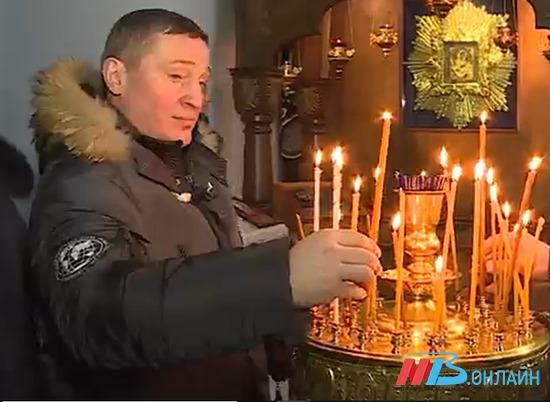Андрей Бочаров принял участие в праздничном богослужении в Урюпинске