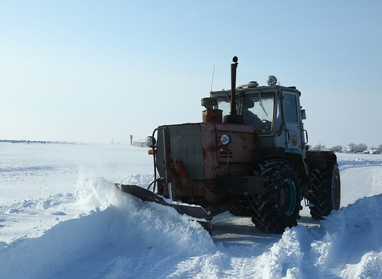 Дороги Николаевского района расчистили от снега
