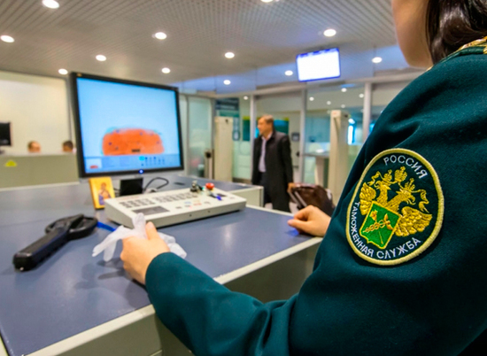 Астраханские таможенники изъяли 250 санкционных товаров в 2018 году