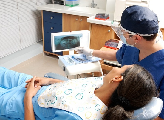 В каких случаях стоматологи могут бесплатно вылечить зубы волгоградцев