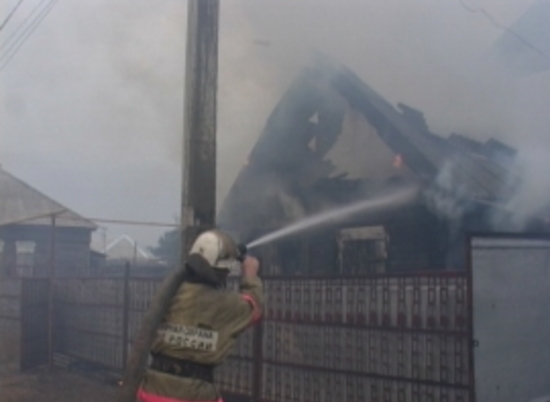 В Быковском районе из-за проводки сгорел жилой дом