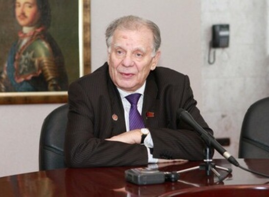 Губернатор Волгоградской области выразил соболезнования семье Жореса Алферова