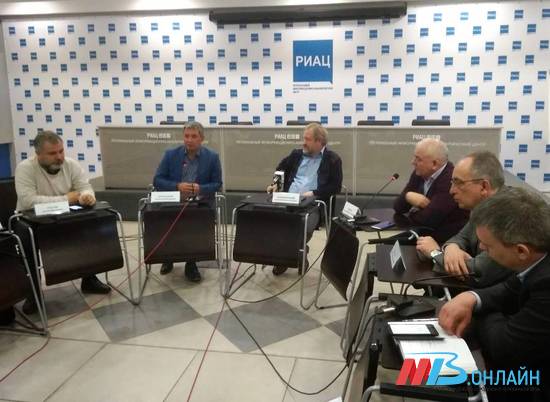 Общественники и журналисты Волгограда обсудили проблему «фейковых» новостей