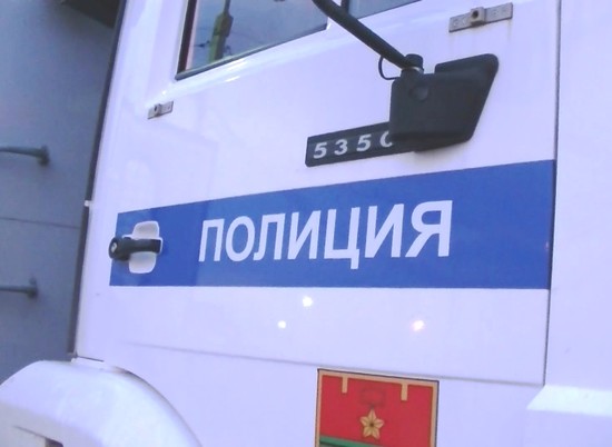 В лобовом столкновении под Волгоградом погибли водитель и пассажирка
