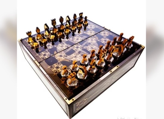 Для подарка: волгоградцам предлагают за 500 тысяч купить шахматы ручной работы