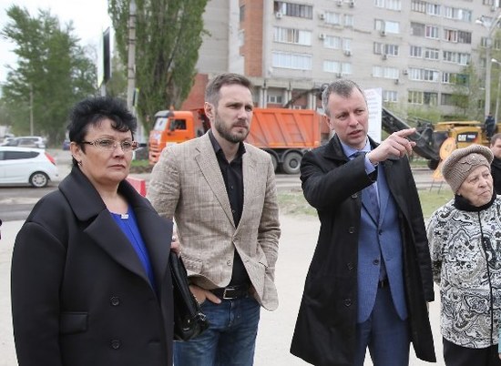 Ход работ по реконструкции автодорог в Волгограде проверила межведомственная комиссия