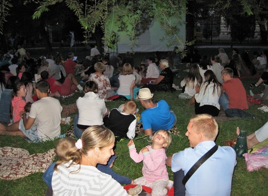 Кинотеатр под открытым небом открывает новый сезон в Волгограде