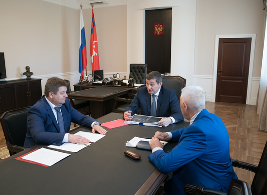 Андрей Бочаров и Геннадий Шевцов обсудили реализацию нацпроектов