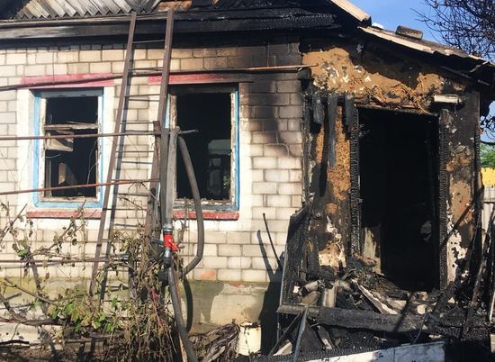 В Волгоградской области сгорели в собственном доме мужчина и женщина