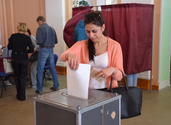 В Волгоградской области началось предварительное голосование за кандидатов в депутаты Облдумы