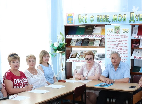 Дубовский район поддержал инициативу ветеранов по выдвижению Андрея Бочарова на второй срок