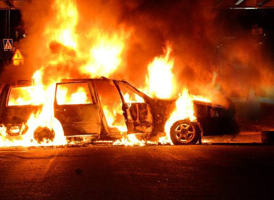 В Волгоградском регионе огнем уничтожено три автомобиля