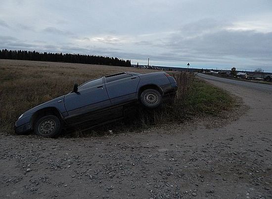 В Волгоградской области пьяный водитель едва не угробил пассажирок