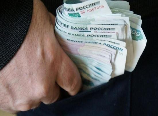 Волгоградский бомж признался полиции, что украл у пенсионерки 100 тысяч