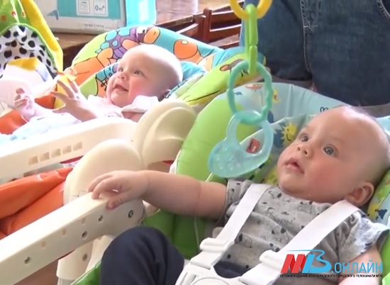 Пособие на первого ребенка в России увеличится на 7%