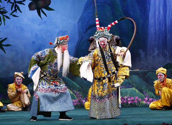 Артисты китайского молодежного театра познакомят волгоградцев с культурой Востока