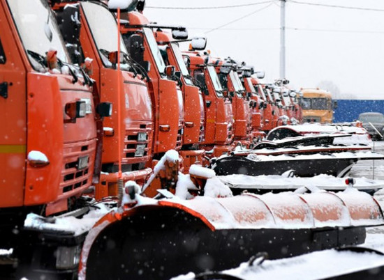 К борьбе с зимней стихией готова треть коммунальных машин Волгограда