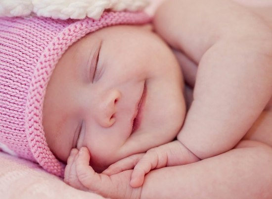 Ученые подтвердили полезные свойства икоты у новорожденных