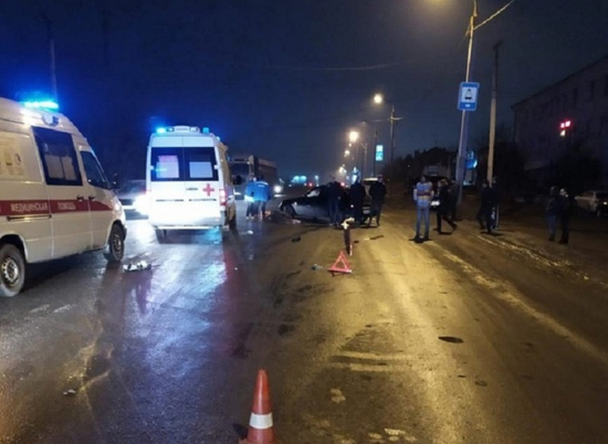 В Волгограде водитель легковушки сбил женщину