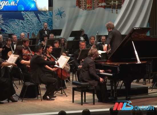 В Волгоградской филармонии прошел предпраздничный фортепианный марафон