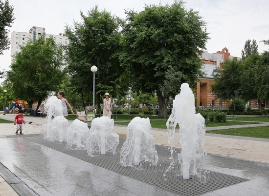 В Волгограде начался поэтапный запуск фонтанов