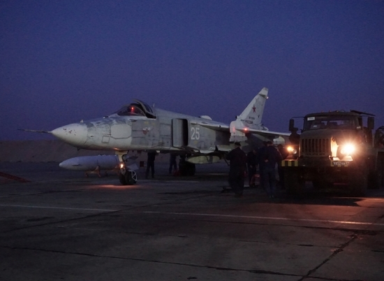 Волгоградские лётчики провели тактические учения в ночное время