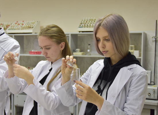 Волгоградских школьников приглашают на пироговскую олимпиаду по химии и биологии