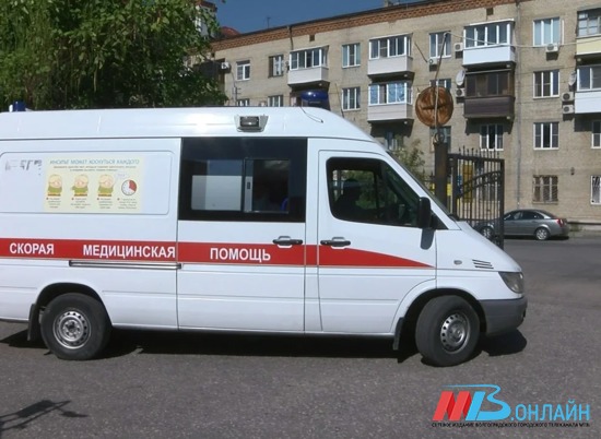 Радиоведущего из Волгограда доставили в больницу после ЧП на стройбазе