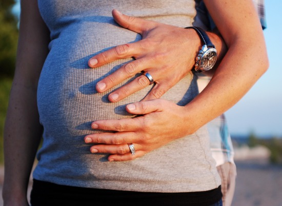 С 1 июля отдельные категории беременных россиянок обеспечат выплатами