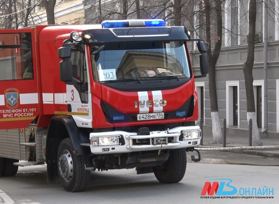 В СКР назвали вероятную причину пожара с тремя погибшими в Волгограде