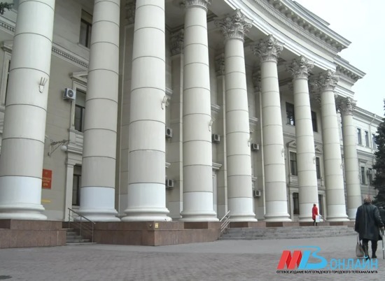 22-летний слесарь пытался поджечь здание администрации Волгоградской области