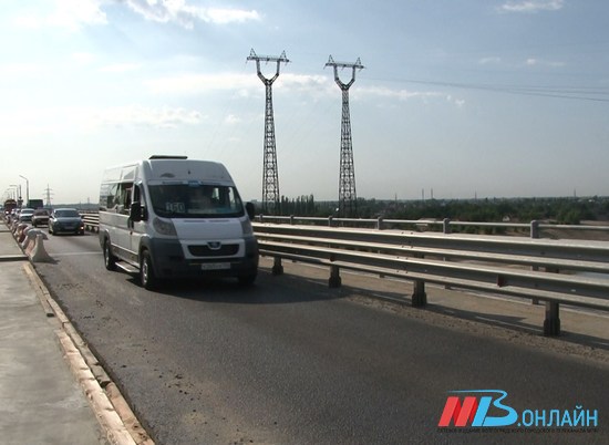 На дороге по дамбе ГЭС под Волгоградом отменяют реверсивное движение