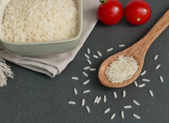 Диетолог рассказал, как рис помогает похудеть за два дня