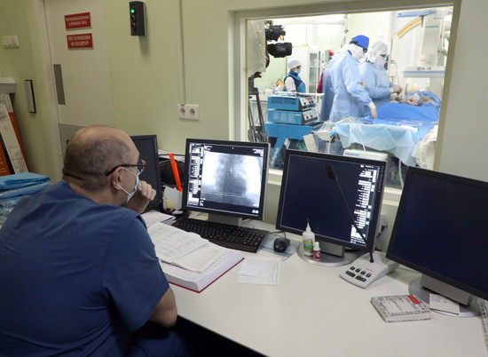 Волгоградские врачи прооперировали пациента с редкой сосудистой патологией
