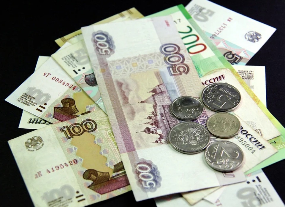 Экономист объяснил, чем вызвано стремительное укрепление рубля